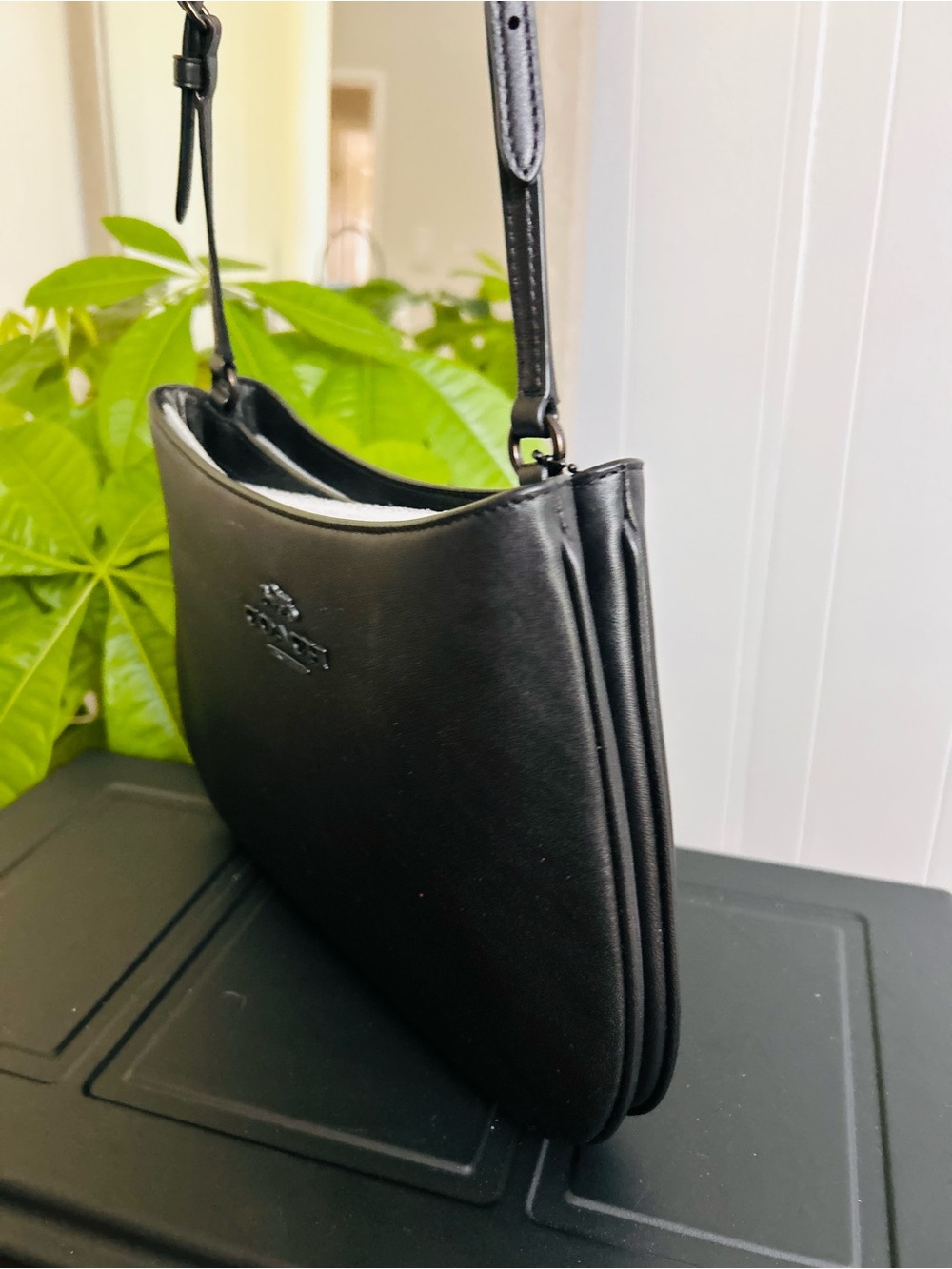 Coach CP101 Penelope Leather Shoulder Bag Black NWT - Picture 4 of 4